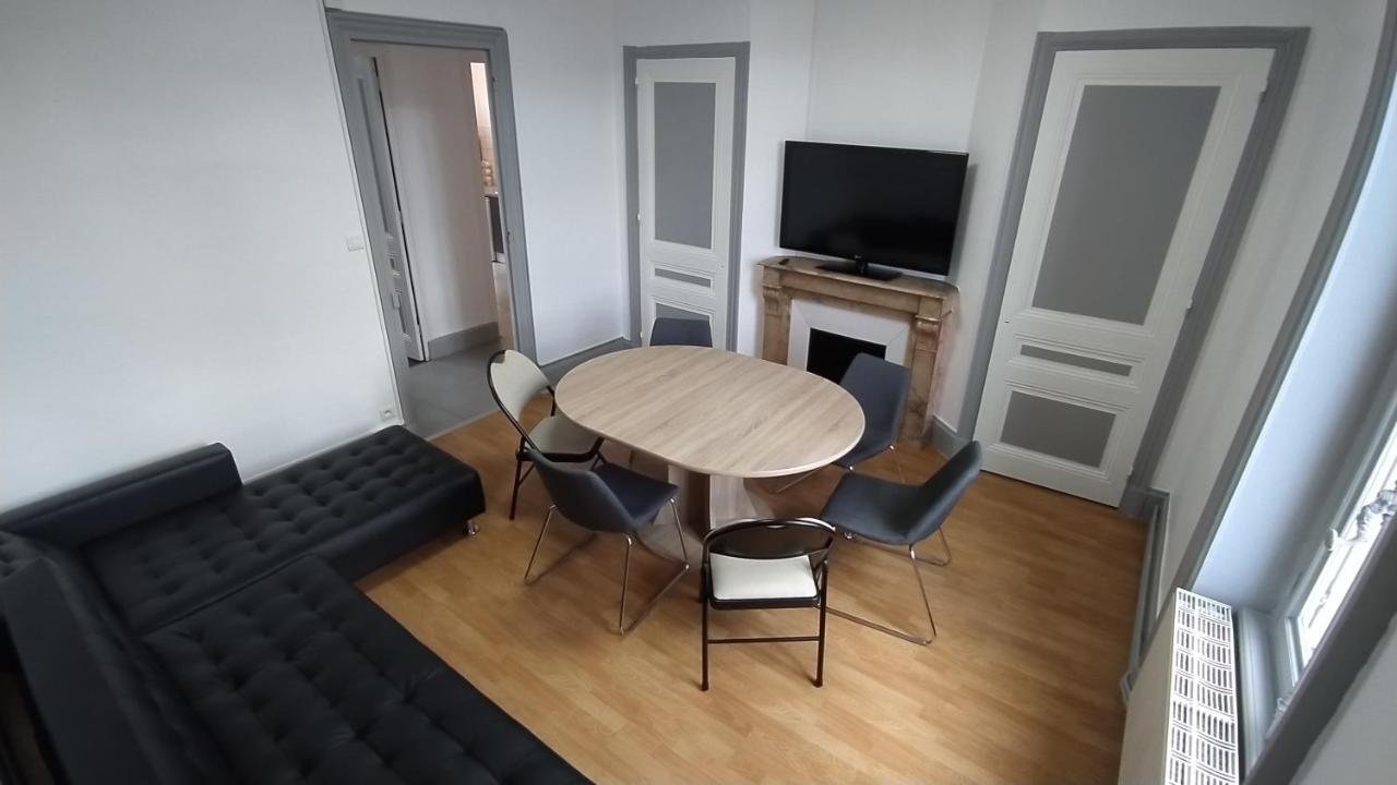 Appart - Hotel La Batisse De سانت شاموند المظهر الخارجي الصورة