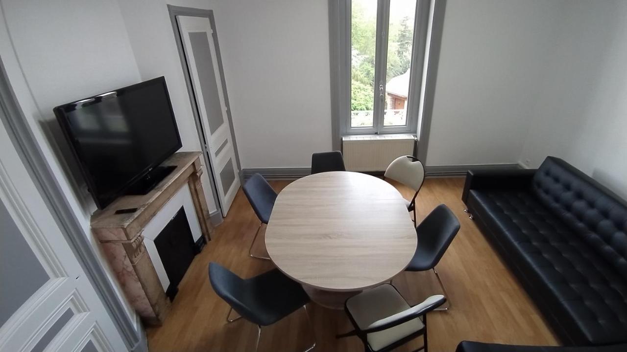 Appart - Hotel La Batisse De سانت شاموند المظهر الخارجي الصورة