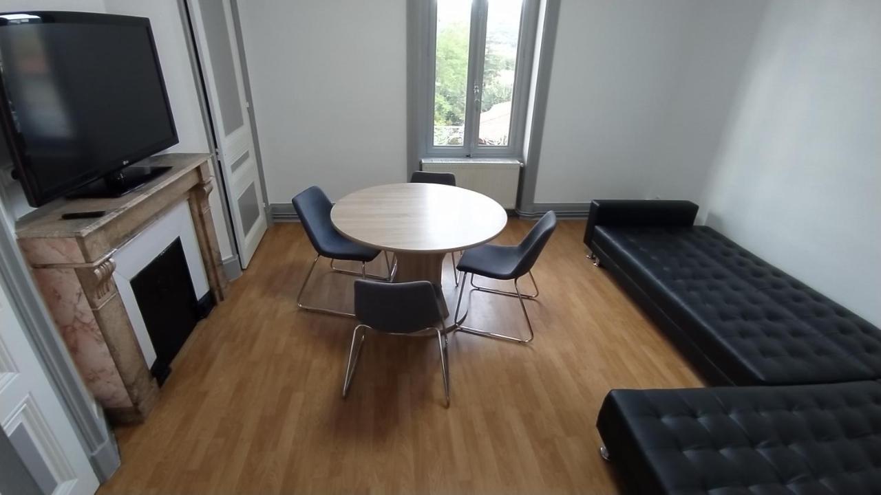 Appart - Hotel La Batisse De سانت شاموند المظهر الخارجي الصورة